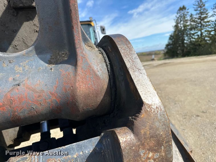 image for item DQ0814 2019 John Deere 350G LC excavator