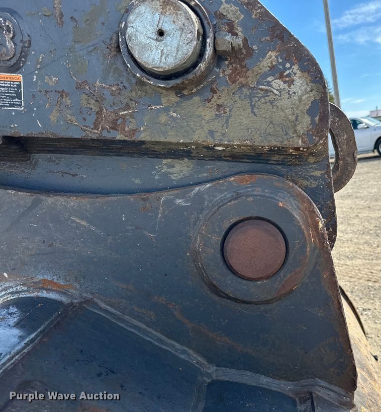 image for item DQ0814 2019 John Deere 350G LC excavator