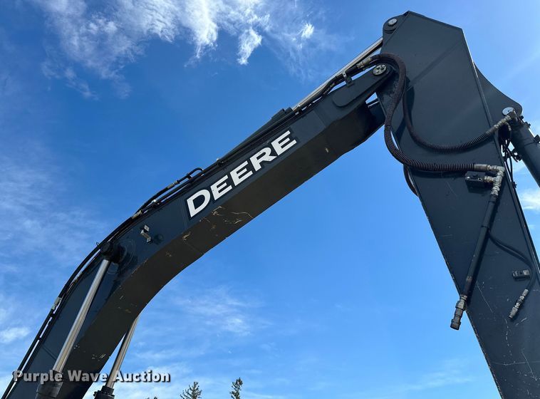 image for item DQ0814 2019 John Deere 350G LC excavator