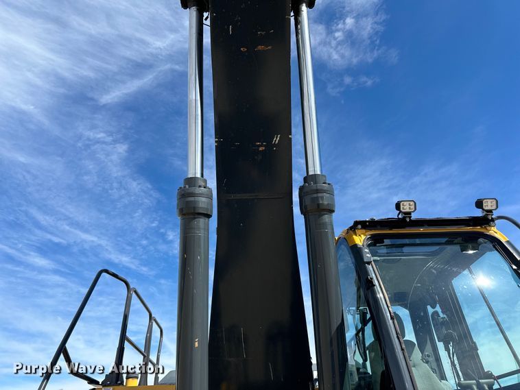 image for item DQ0814 2019 John Deere 350G LC excavator