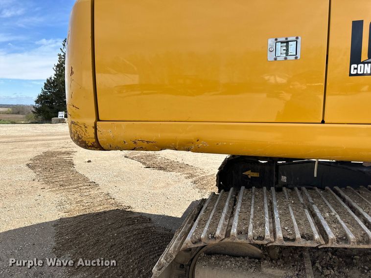 image for item DQ0814 2019 John Deere 350G LC excavator