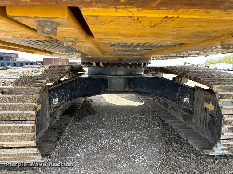 image for item DQ0814 2019 John Deere 350G LC excavator