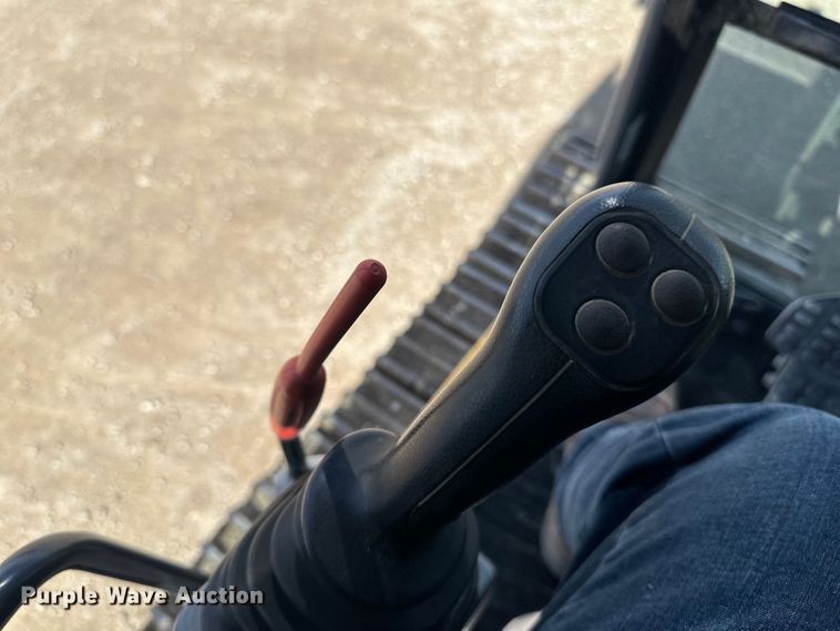 image for item DQ0814 2019 John Deere 350G LC excavator