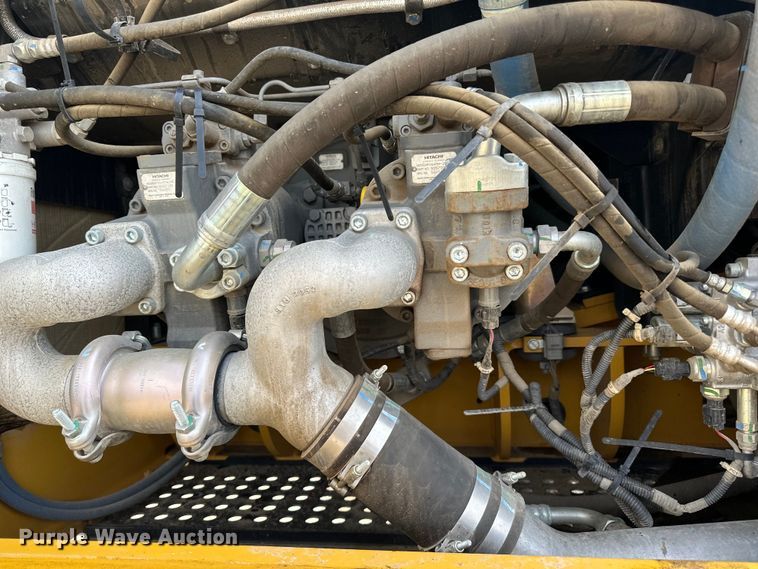 image for item DQ0814 2019 John Deere 350G LC excavator