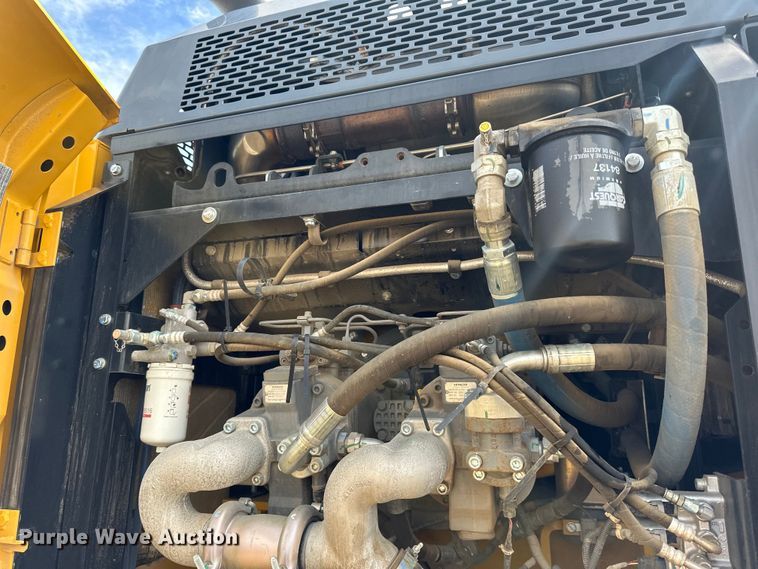 image for item DQ0814 2019 John Deere 350G LC excavator