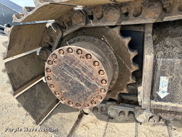 image for item DQ0814 2019 John Deere 350G LC excavator