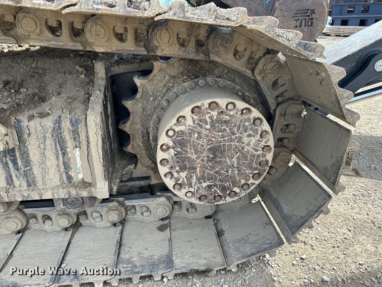 image for item DQ0814 2019 John Deere 350G LC excavator