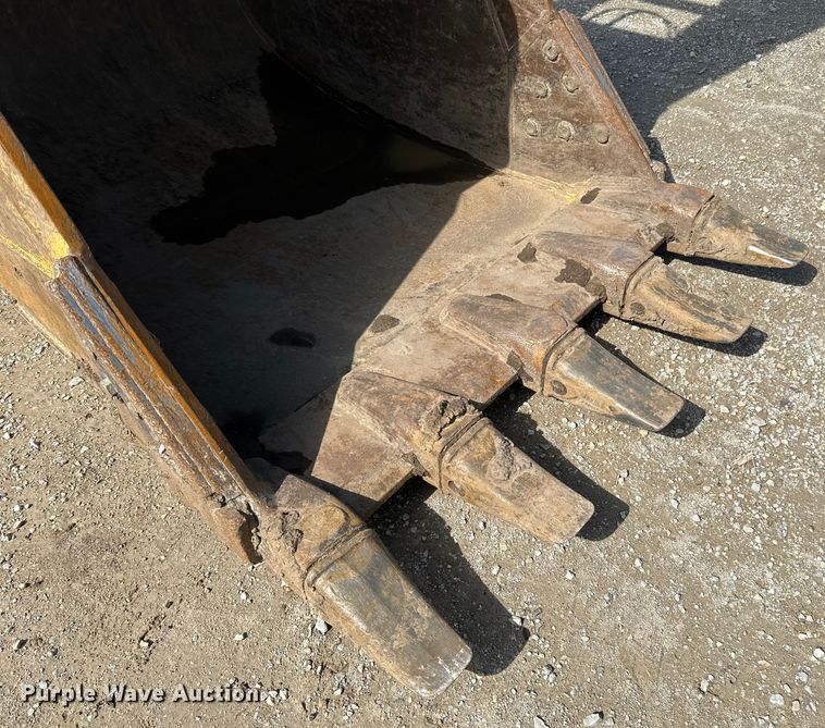 image for item DQ0815 2019 John Deere 350G LC excavator