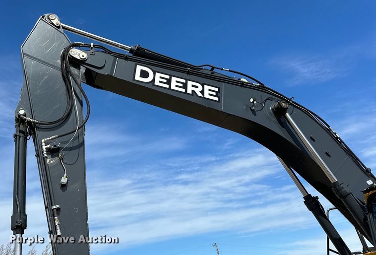 image for item DQ0815 2019 John Deere 350G LC excavator