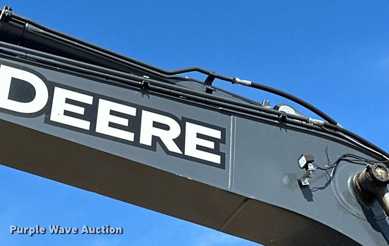 image for item DQ0815 2019 John Deere 350G LC excavator