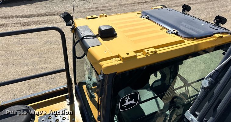 image for item DQ0815 2019 John Deere 350G LC excavator