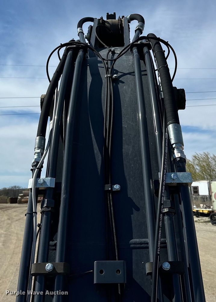 image for item DQ0815 2019 John Deere 350G LC excavator