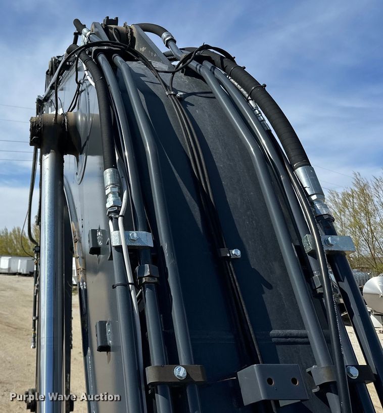 image for item DQ0815 2019 John Deere 350G LC excavator