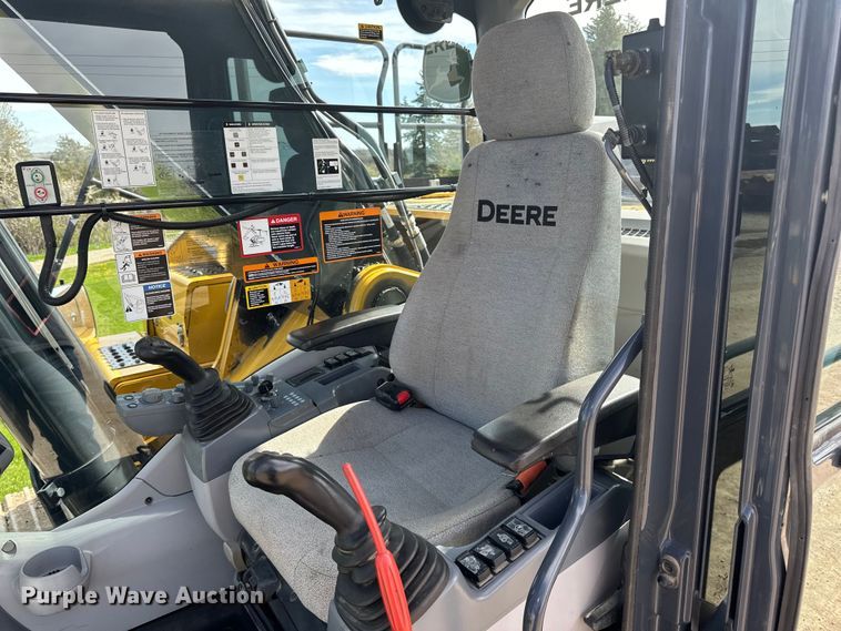 image for item DQ0815 2019 John Deere 350G LC excavator