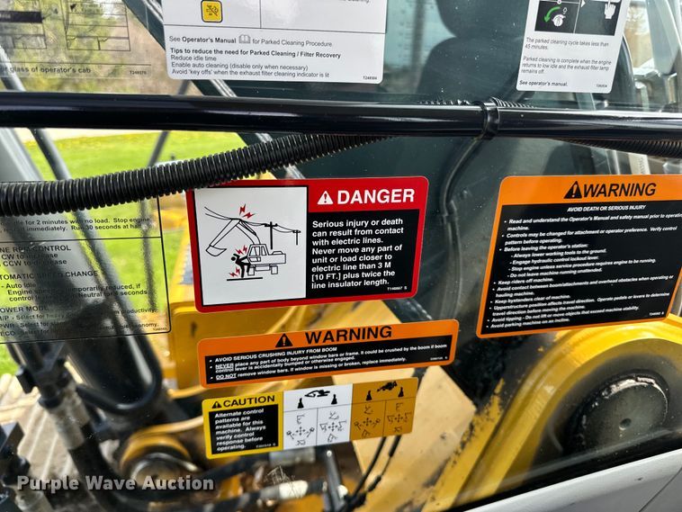 image for item DQ0815 2019 John Deere 350G LC excavator