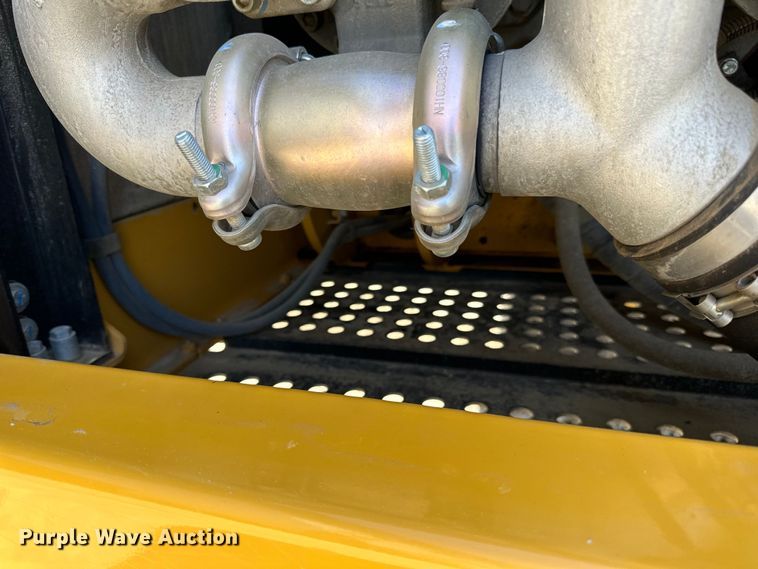 image for item DQ0815 2019 John Deere 350G LC excavator