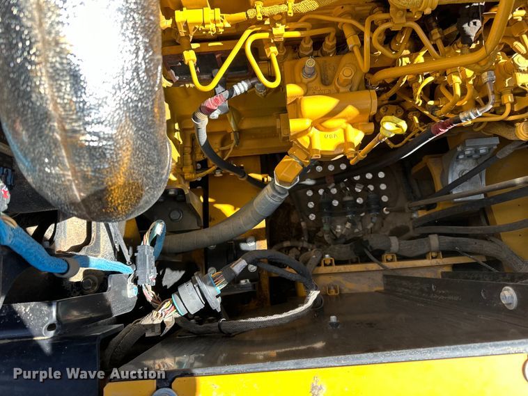 image for item DQ0815 2019 John Deere 350G LC excavator