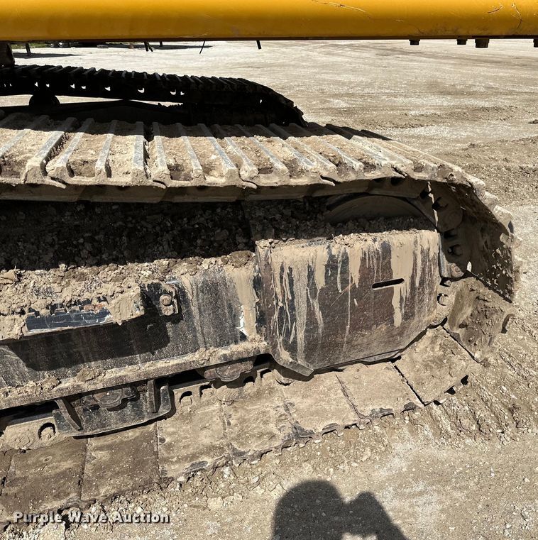 image for item DQ0815 2019 John Deere 350G LC excavator