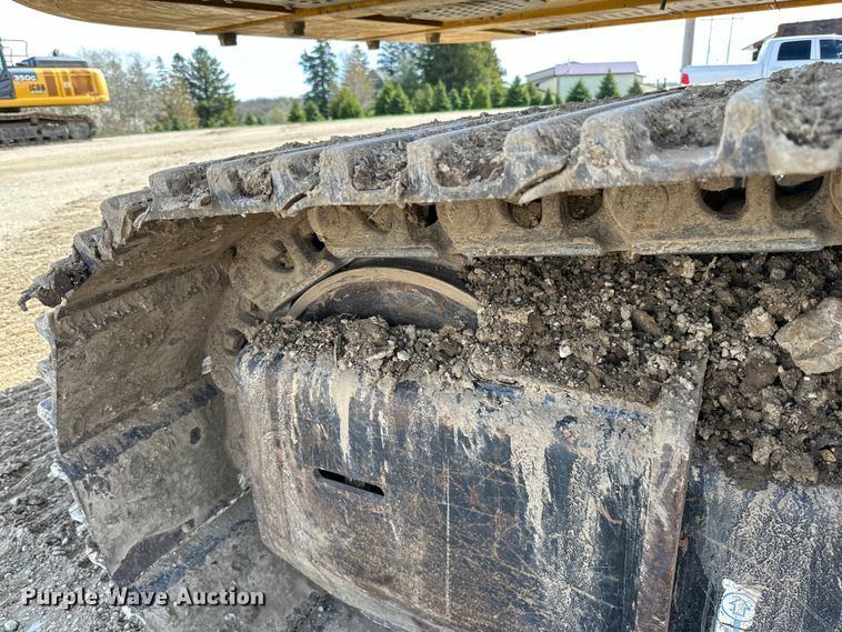 image for item DQ0815 2019 John Deere 350G LC excavator