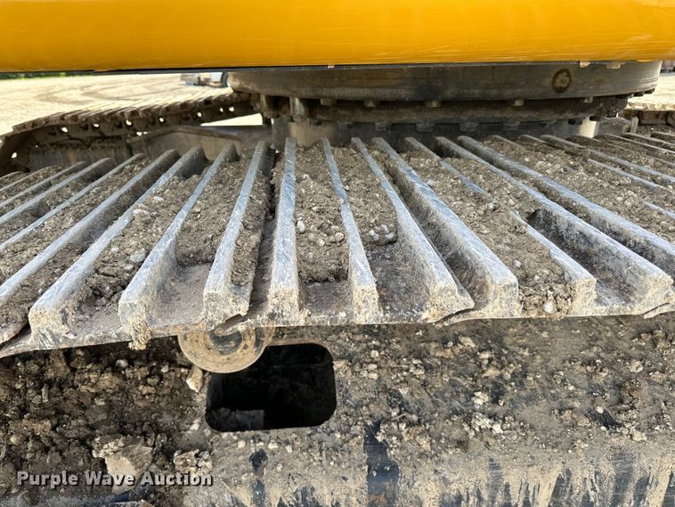 image for item DQ0815 2019 John Deere 350G LC excavator