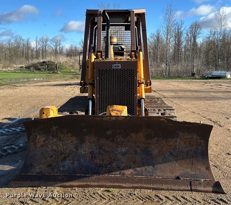 image for item DQ0819 1989 Case 850D dozer