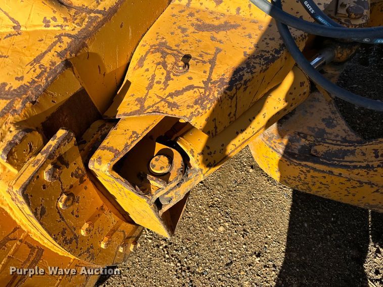 image for item DQ0819 1989 Case 850D dozer