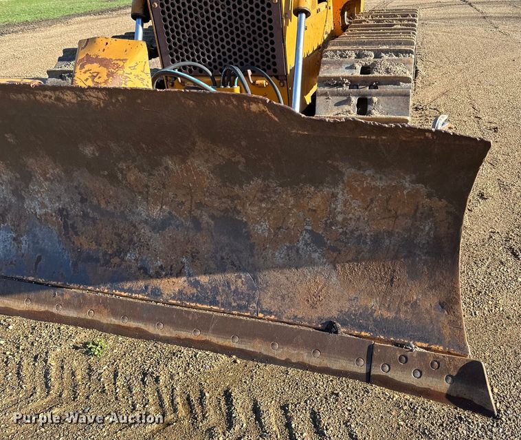 image for item DQ0819 1989 Case 850D dozer