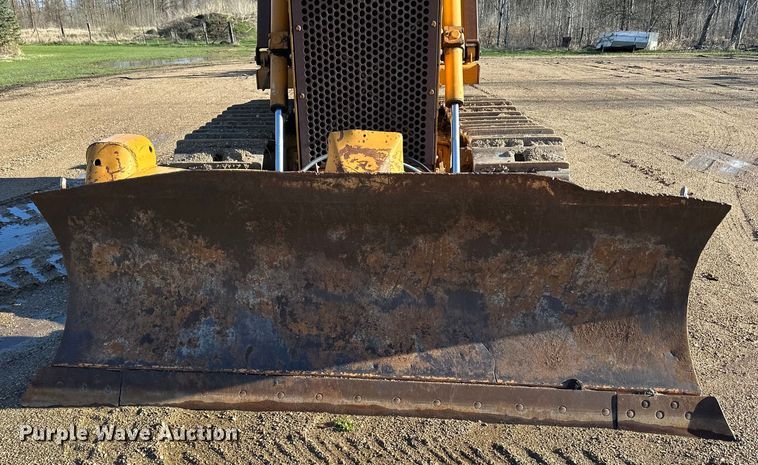image for item DQ0819 1989 Case 850D dozer