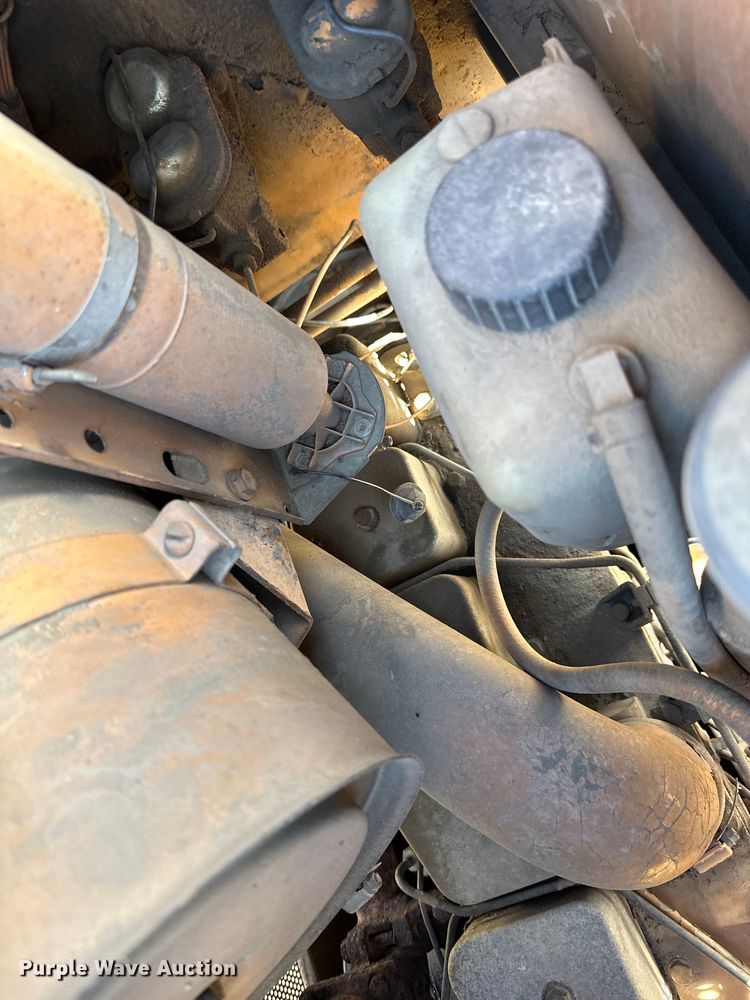 image for item DQ0819 1989 Case 850D dozer