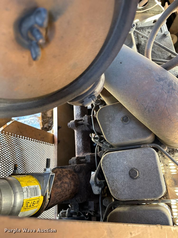 image for item DQ0819 1989 Case 850D dozer