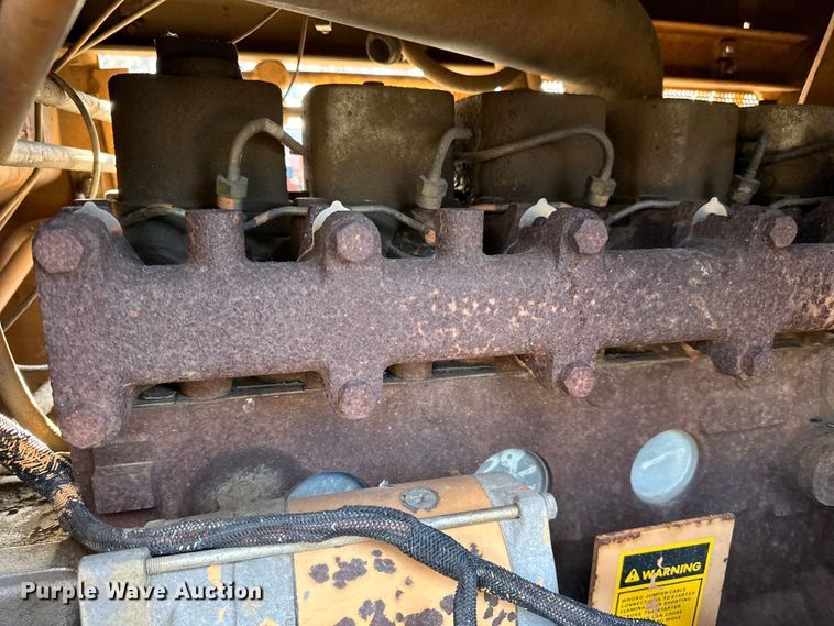 image for item DQ0819 1989 Case 850D dozer