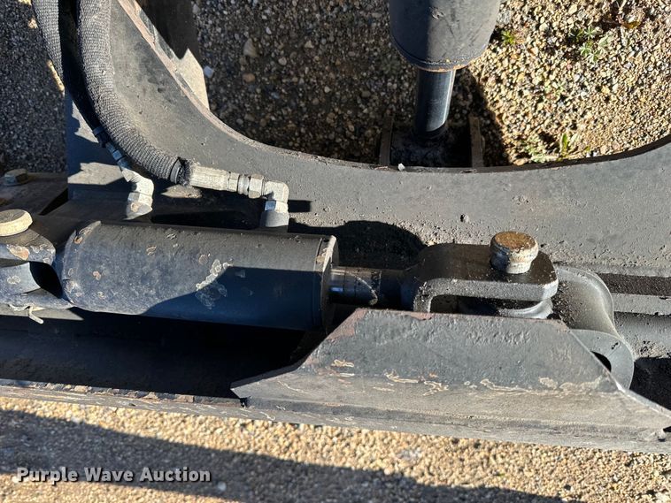 image for item DQ0820 2013 Toro  RT600 cable plow