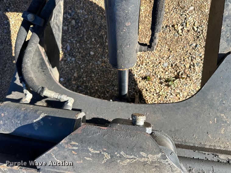 image for item DQ0820 2013 Toro  RT600 cable plow