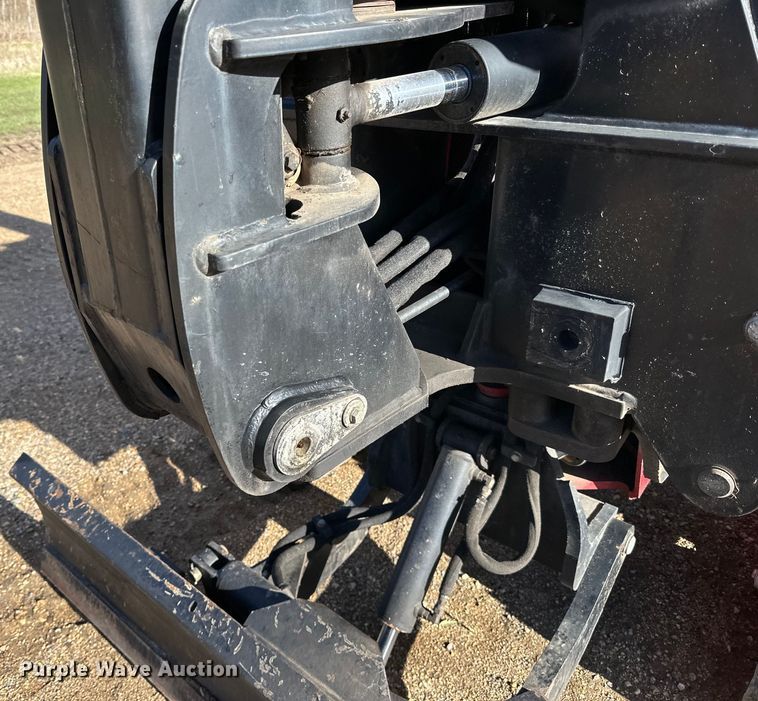 image for item DQ0820 2013 Toro  RT600 cable plow