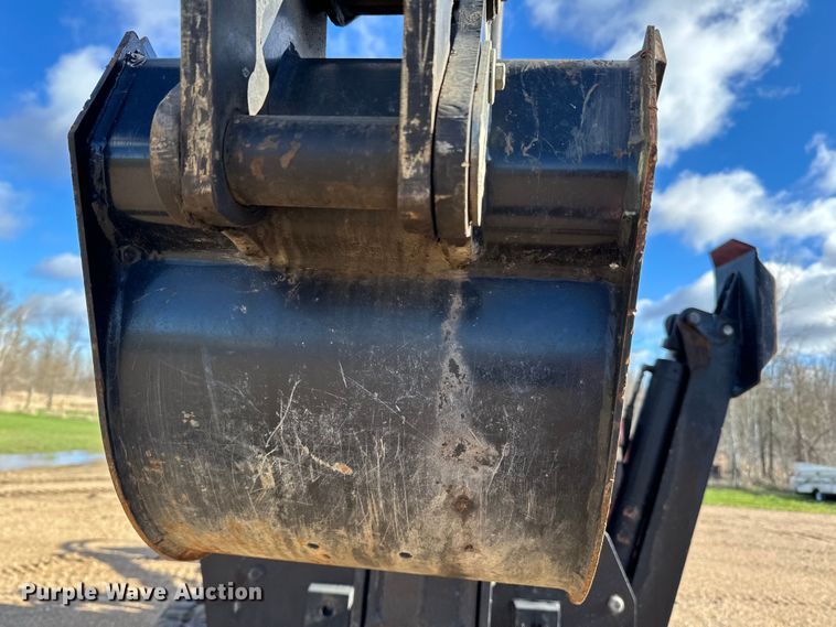 image for item DQ0820 2013 Toro  RT600 cable plow