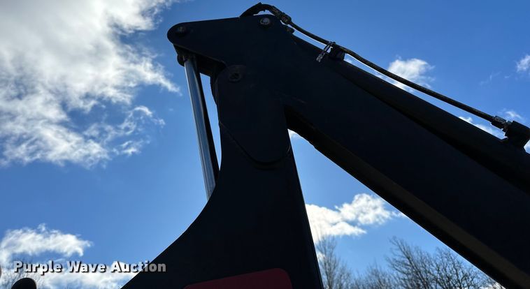 image for item DQ0820 2013 Toro  RT600 cable plow