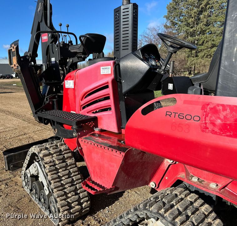 image for item DQ0820 2013 Toro  RT600 cable plow
