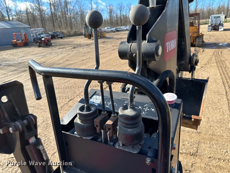 image for item DQ0820 2013 Toro  RT600 cable plow