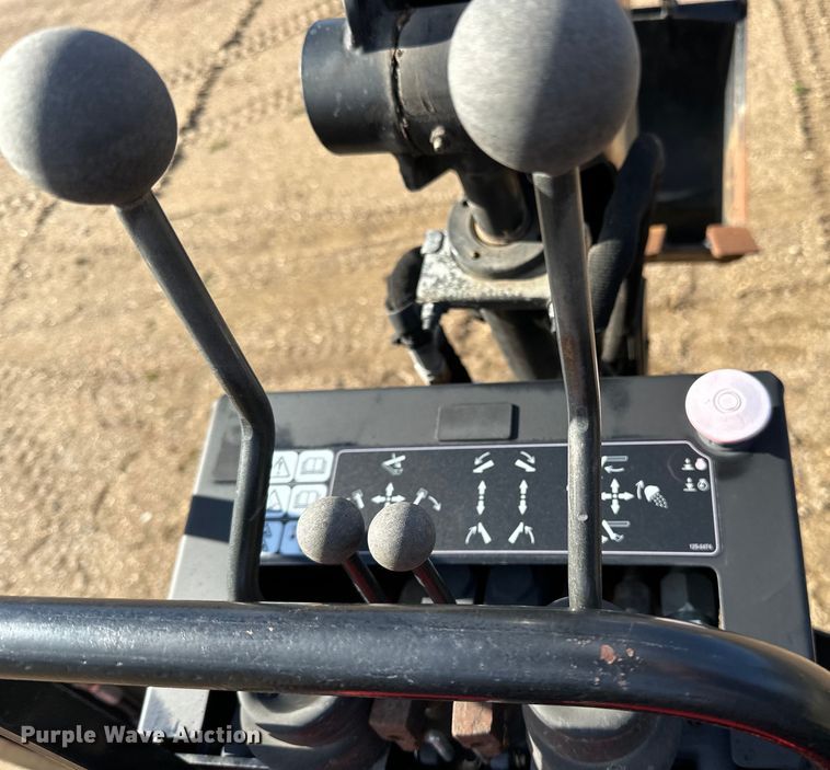 image for item DQ0820 2013 Toro  RT600 cable plow