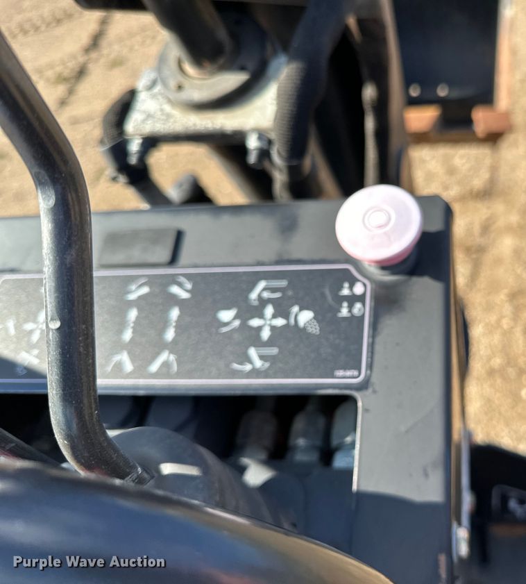 image for item DQ0820 2013 Toro  RT600 cable plow