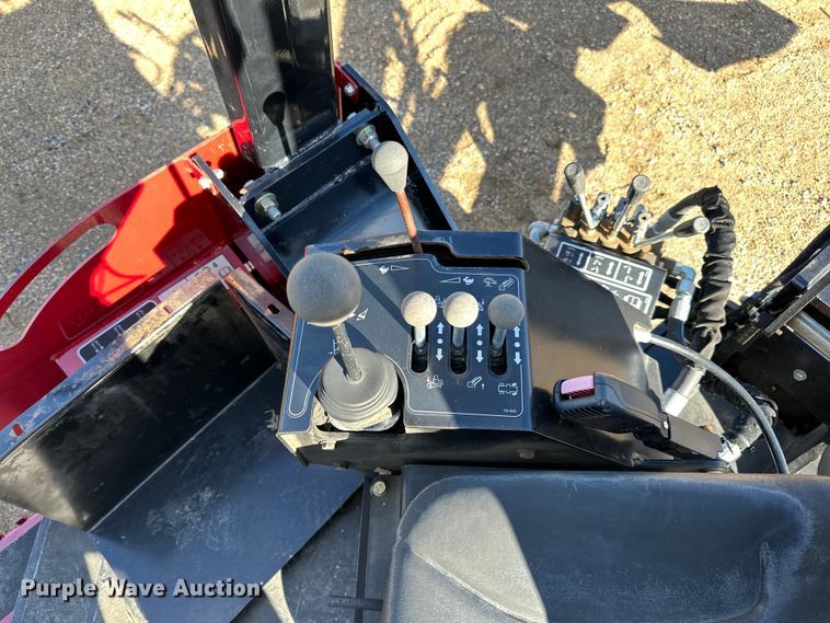 image for item DQ0820 2013 Toro  RT600 cable plow