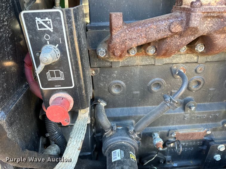 image for item DQ0820 2013 Toro  RT600 cable plow