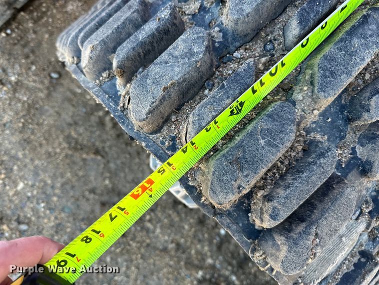 image for item DQ0820 2013 Toro  RT600 cable plow