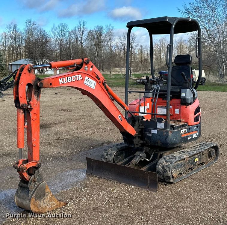 image for item DQ0821 2014 Kubota   U17 mini excavator