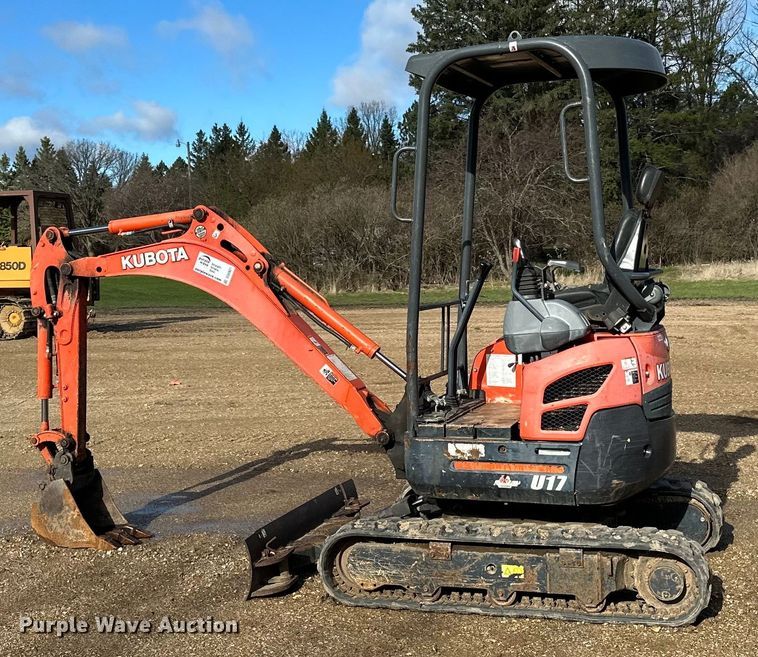 image for item DQ0821 2014 Kubota   U17 mini excavator