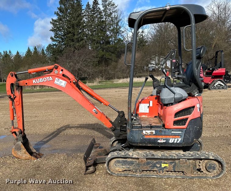 image for item DQ0821 2014 Kubota   U17 mini excavator