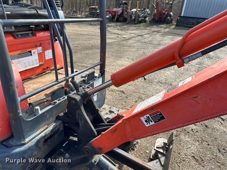 image for item DQ0821 2014 Kubota   U17 mini excavator