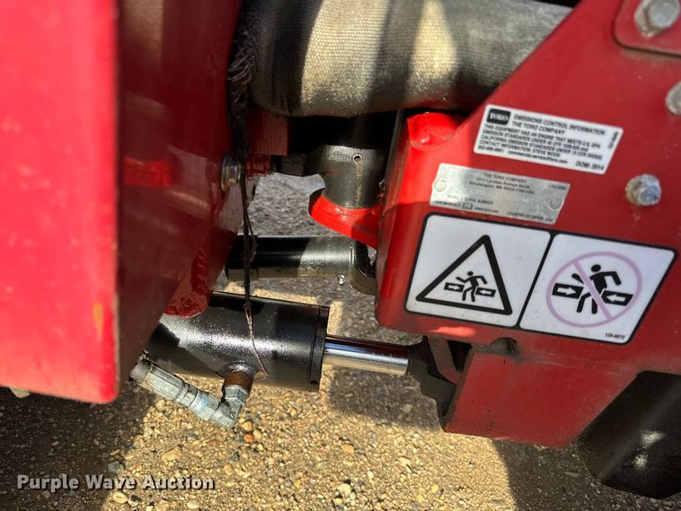 image for item DQ0822 2014 Toro  Pro sneak 360 cable plow