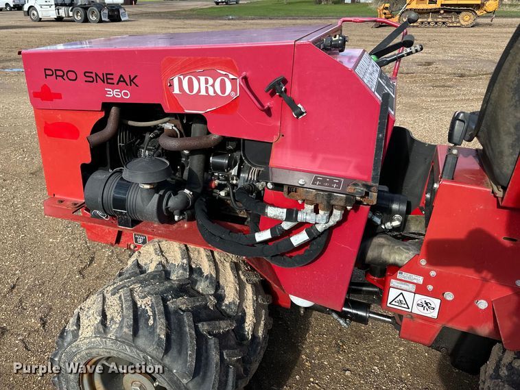 image for item DQ0822 2014 Toro  Pro sneak 360 cable plow