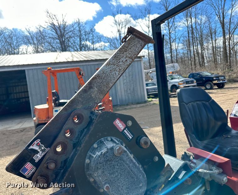 image for item DQ0822 2014 Toro  Pro sneak 360 cable plow